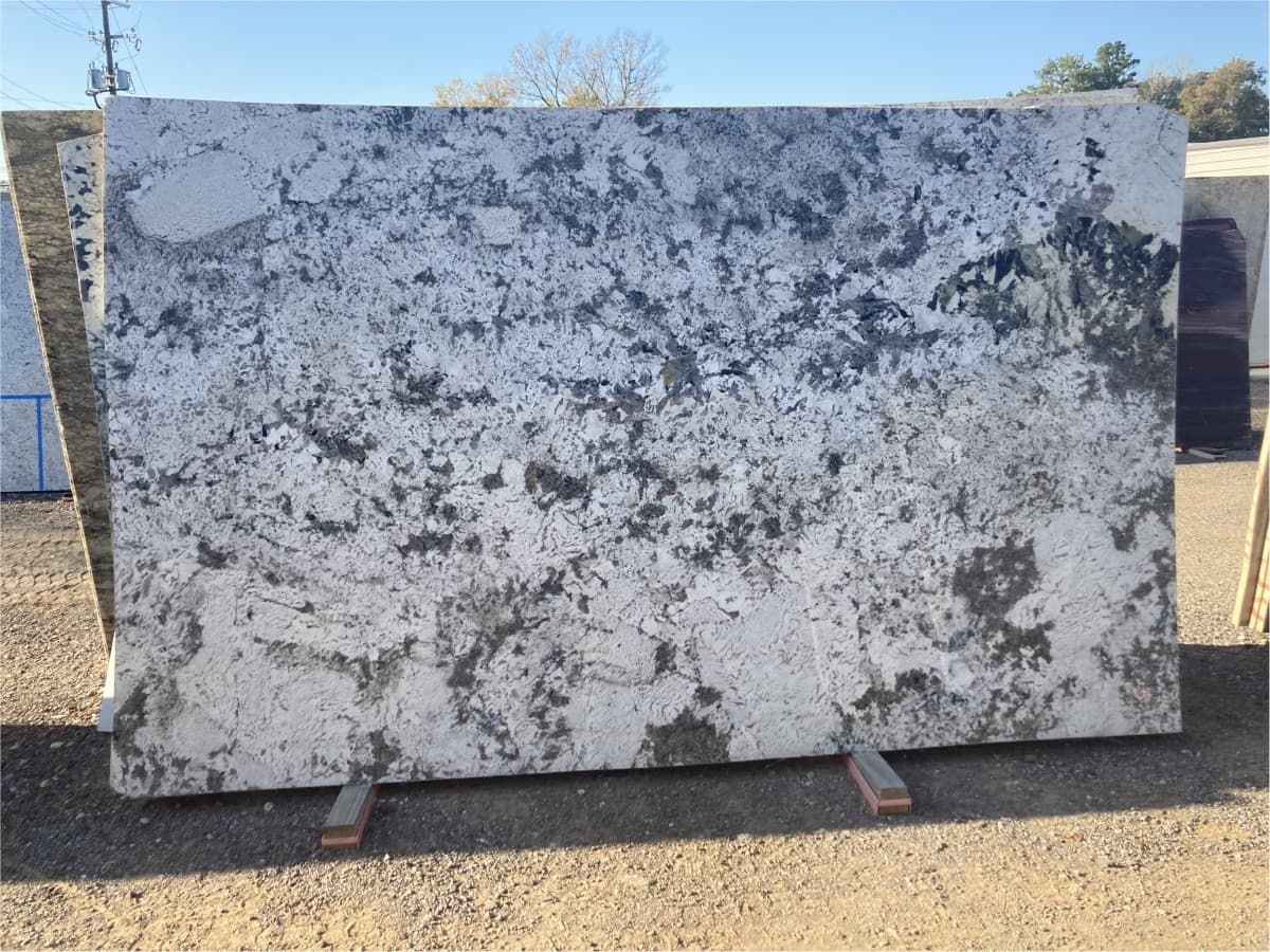 Azul Novo Granite slab