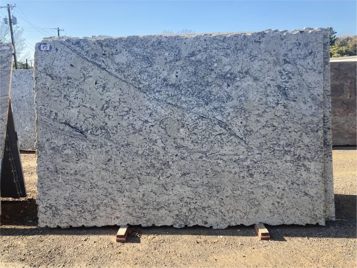 Romanix Granite slab